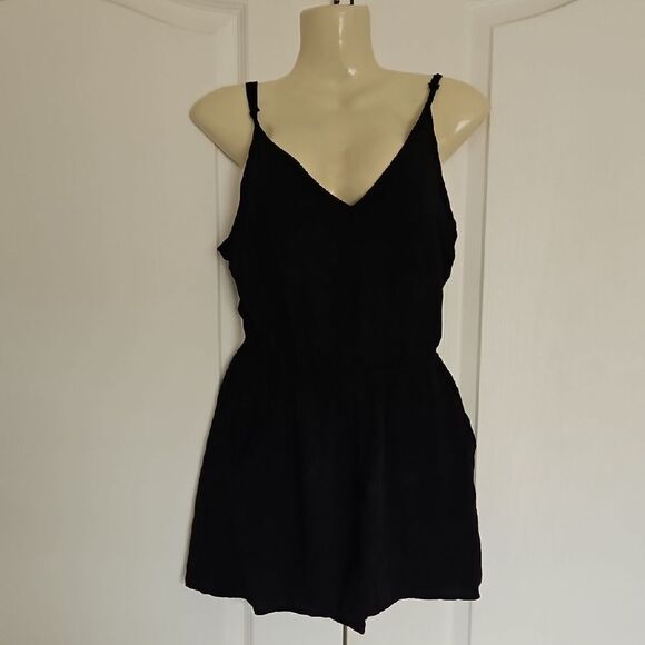 H&M Divided Black Sleeveless Romper - Picture 5 of 16
